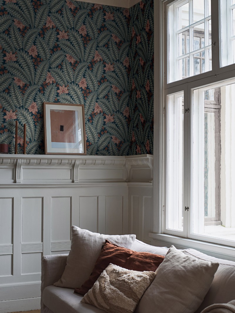 Picture of Hidden Ivy - 2251