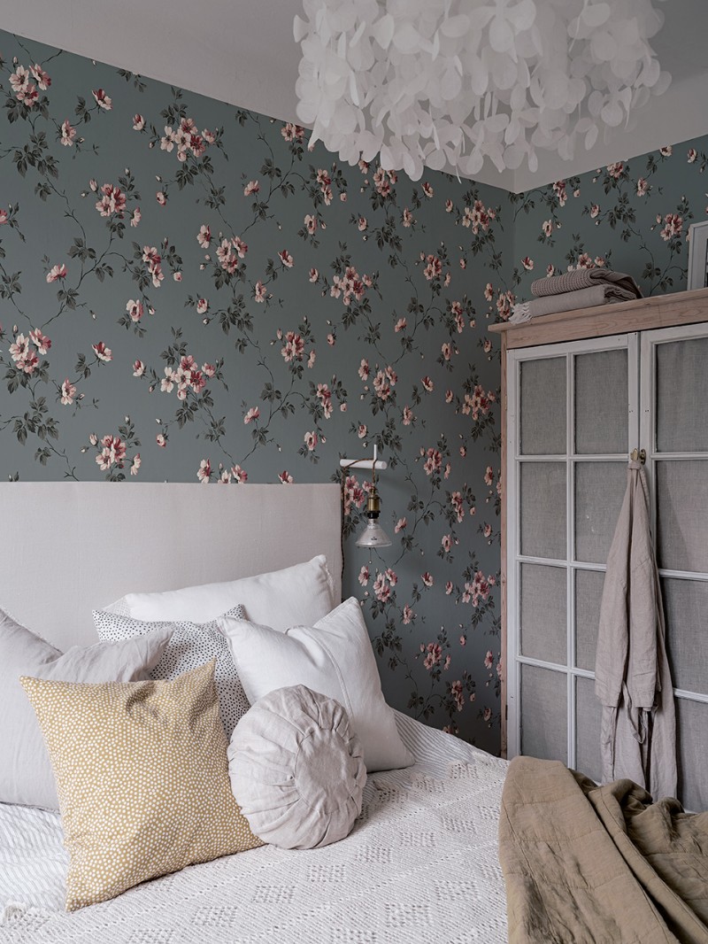 Picture of Kristina - 387-08