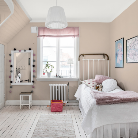 Picture of Fargesammensetning - Ingeborg F-001-00103-01