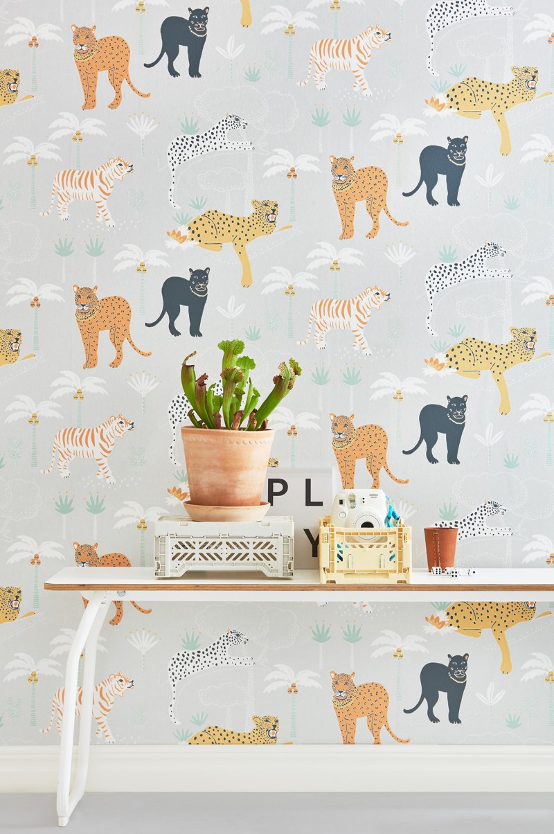 BLACK PANTHER LIGHT GREY - 134-01 paveikslėlis