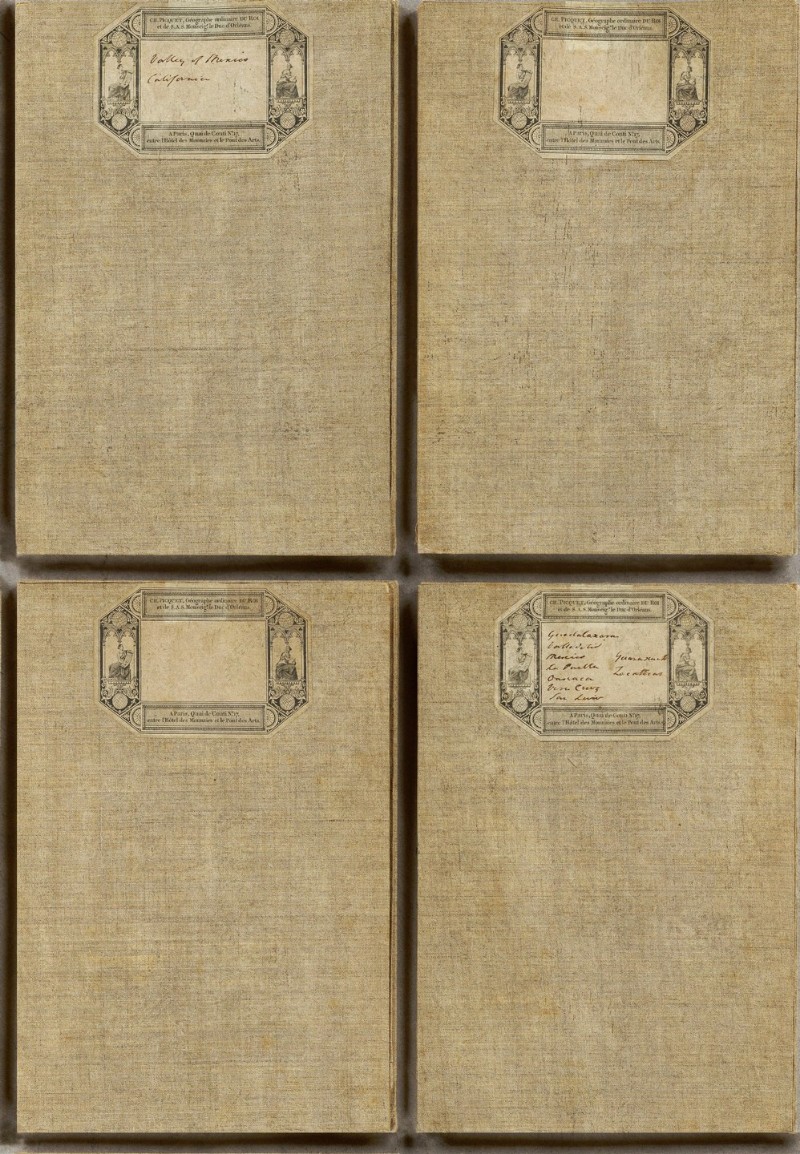 Bild på Fabric Covers Antique - WP20099