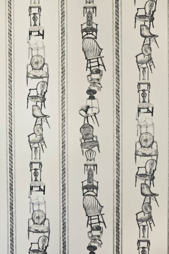 Afbeeldingen van Chairs - Black on Parchment - BG0500102