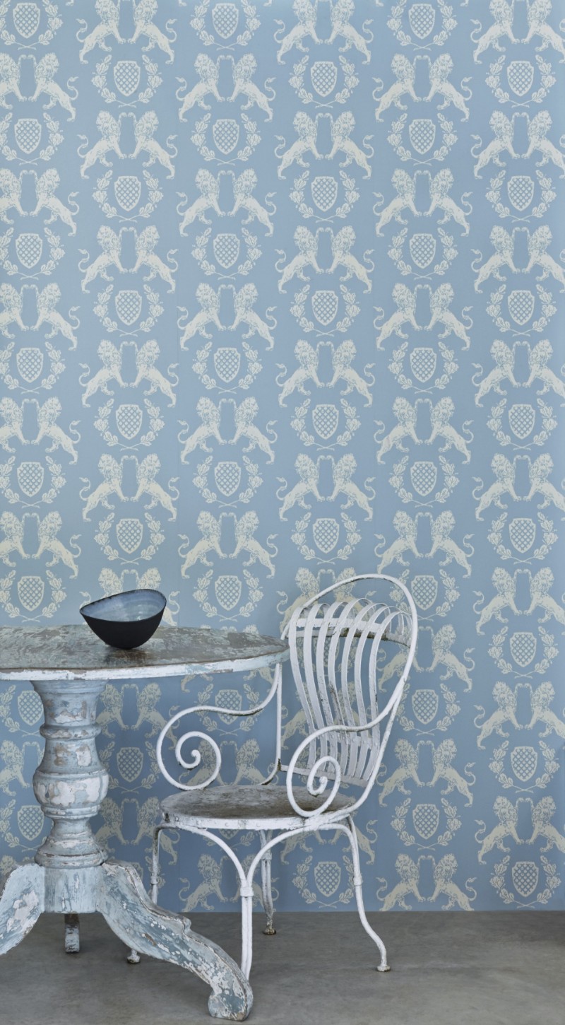 Picture of Heraldic Lion - Wedgewood Blue - BG1100101