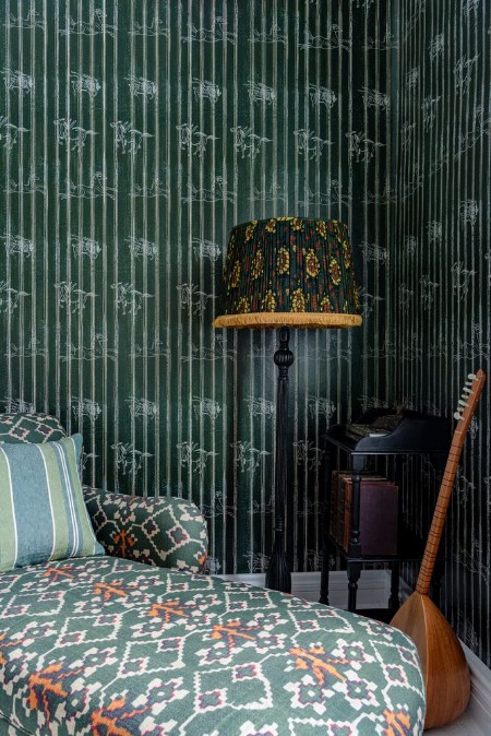 Picture of A Fable Evergreen - WP30002