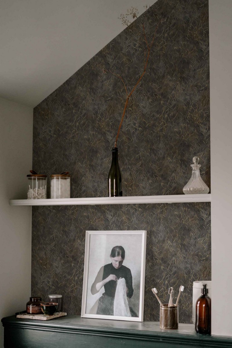 Picture of Rob Leaves Quartz - A00139N