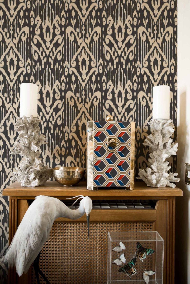 Picture of Padmasalis Black - A00805N