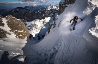 Attēls Drop into couloir