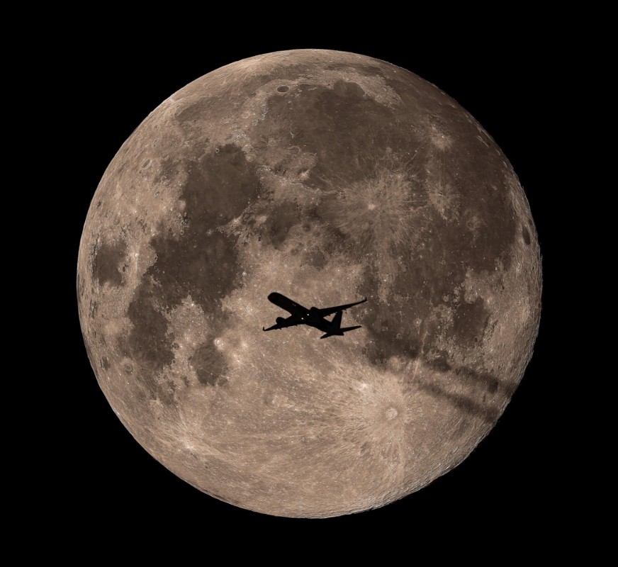 Picture of Passing Through Full Moon