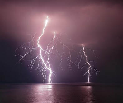 Picture of Thunderbolt over the sea