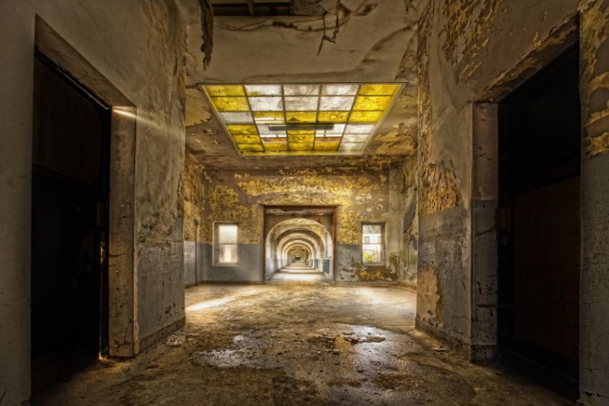 Picture of Labyrinth-School