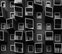 Kép Living in Boxes