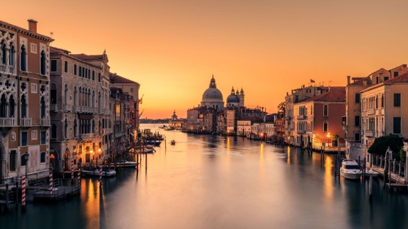 Picture of Dawn on Venice - Italy