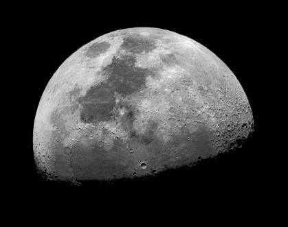 Picture of Oh look at the moon, she's shining up there