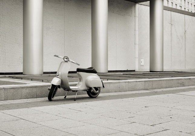 Vespa in Black and White photowallpaper Scandiwall