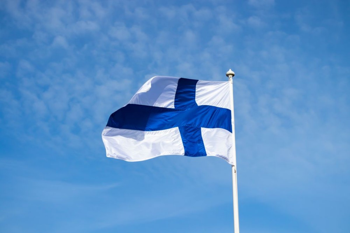 Picture of Finnish Flag in the wind