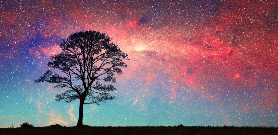 Image de Silhouette in Space