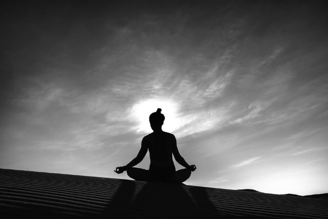 Yoga Time photowallpaper Scandiwall