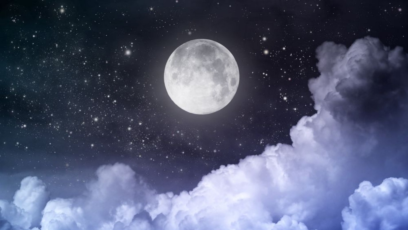 Picture of Moon and Clouds