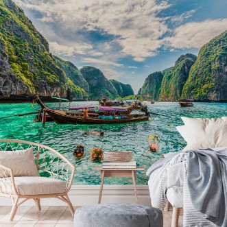 Picture of Maya Bay in Phi Phi Islands