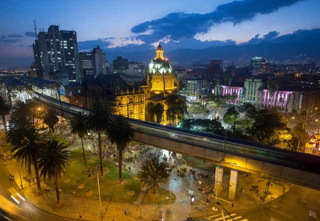 Afbeeldingen van Medelln Colombia 29 de de enero de el ao 2016 Panormica de la noche