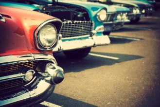 Pilt Classic cars in a row