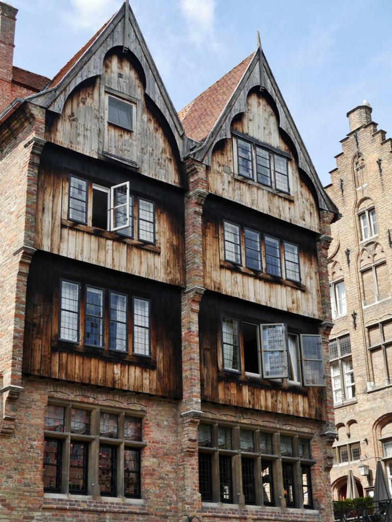 Picture of Alte Holzhuser in Brgge