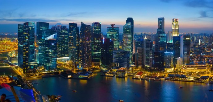 Picture of Singapore sentrum om natten