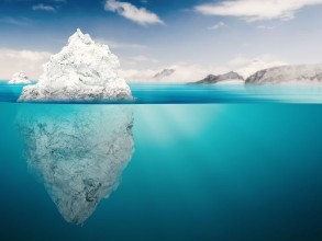 Pilt Iceberg on blue ocean