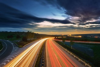 Pilt Long-exposure sunset over a highway