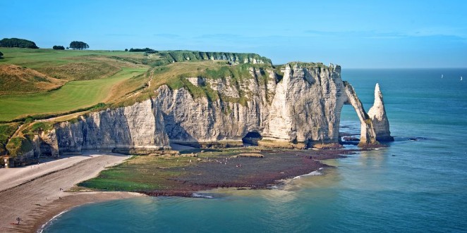 Image de The cliff of Etretat Normandy France