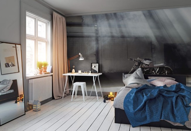 Image de Motorcycle standing in dark building in rays of sunlight