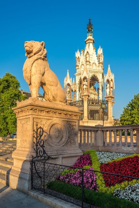 Picture of Brunswick Monument in Geneva
