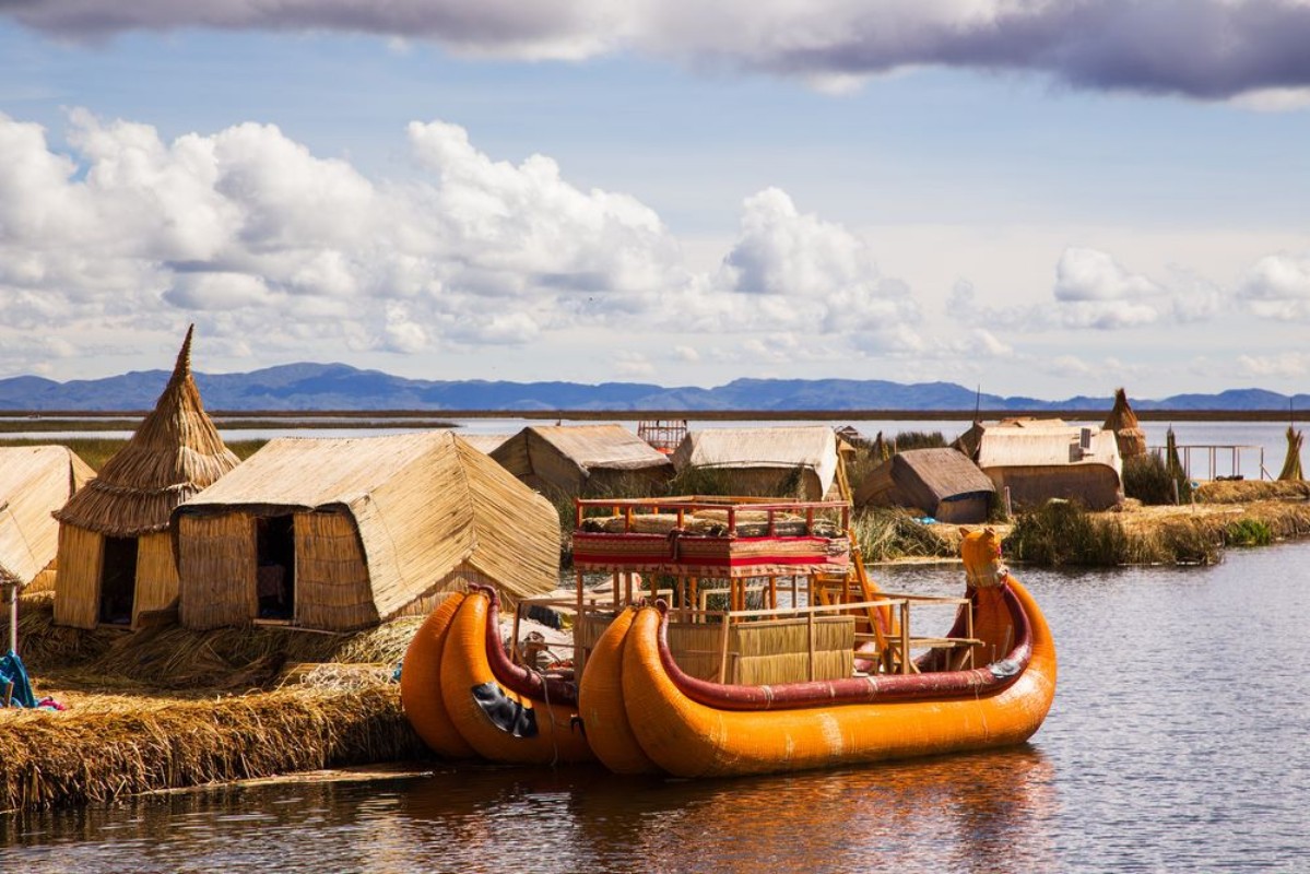 Image de Uros island in Lake Titicaca Peru