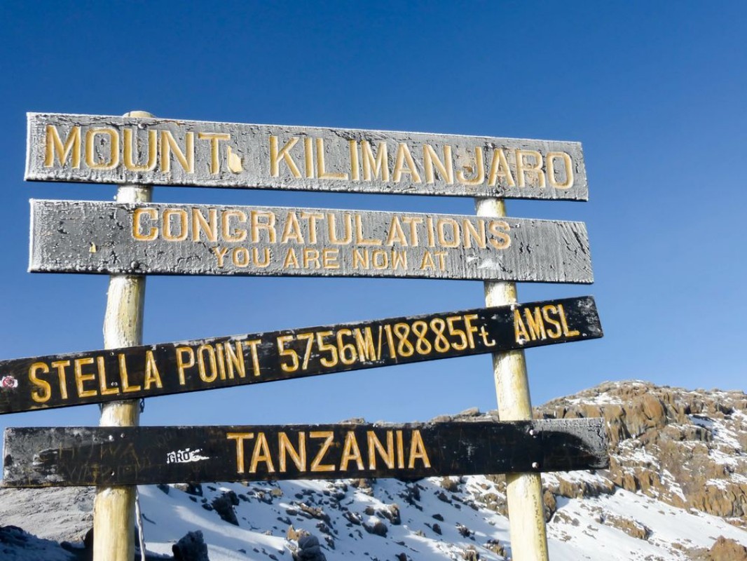 Picture of Stella Point on Kilimanjaro