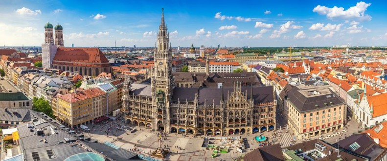 Bild på Munich city skyline panorama Munich Germany