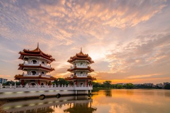 Image de Twin Pagoda of Chinese Garden