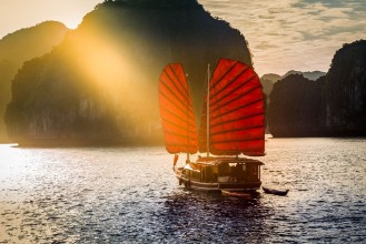 Снимка на Ha Long Bay Vietnam