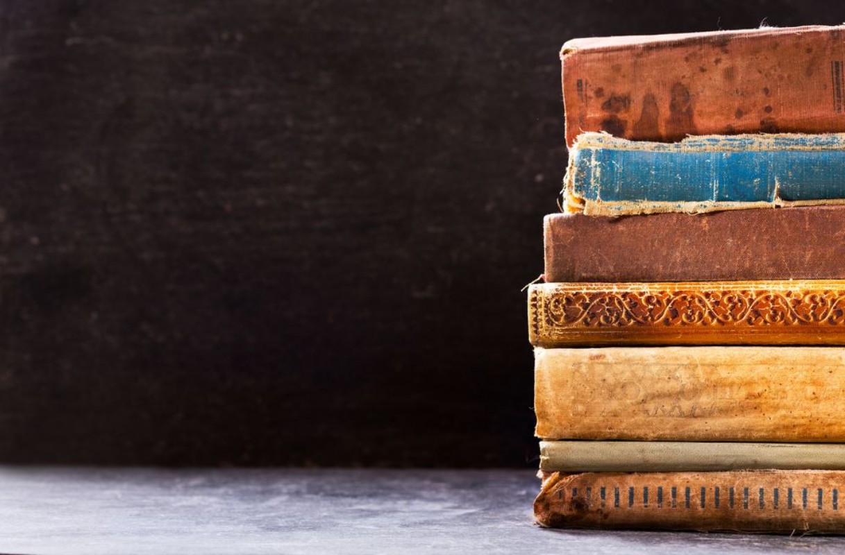 Picture of Various old books on a shelf