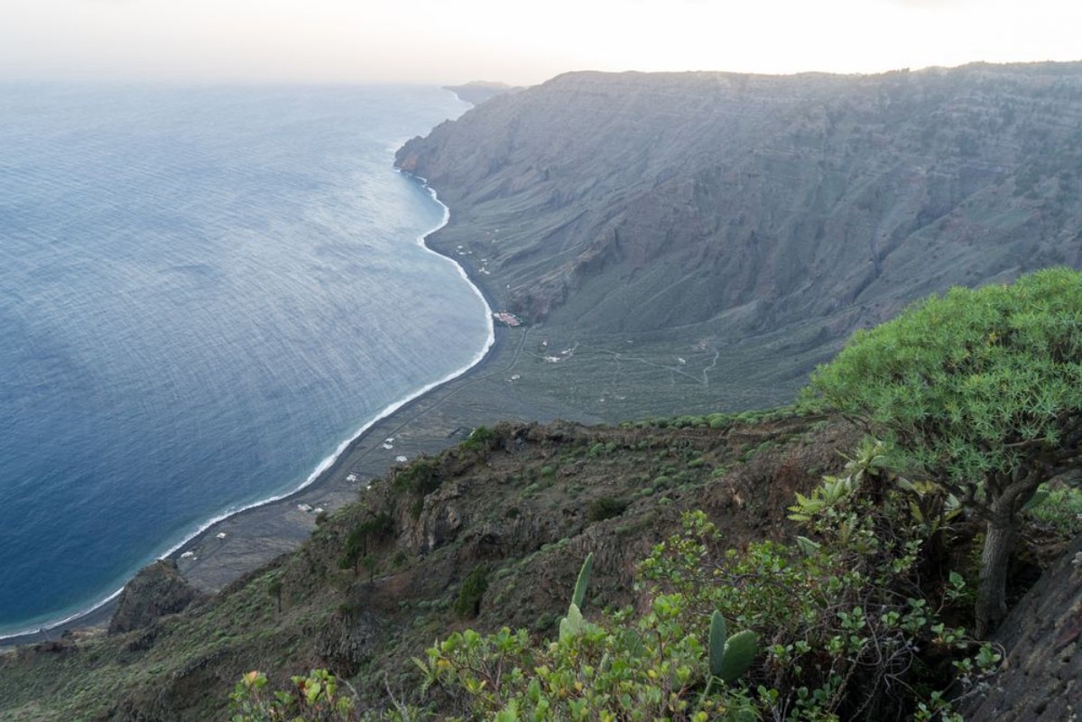 Afbeeldingen van El Hierro La Restinga Kste Berg Meer Kanaren Kanarische Inseln Insel  Spanien Europa