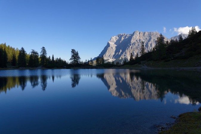 Image de Zugspitze Seebensee Spiegelung