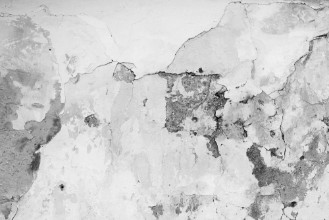 Pilt Wall fragment with scratches and cracks
