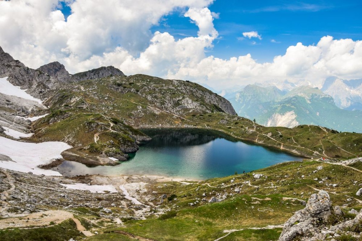 Afbeeldingen van Coldai Lake Italy