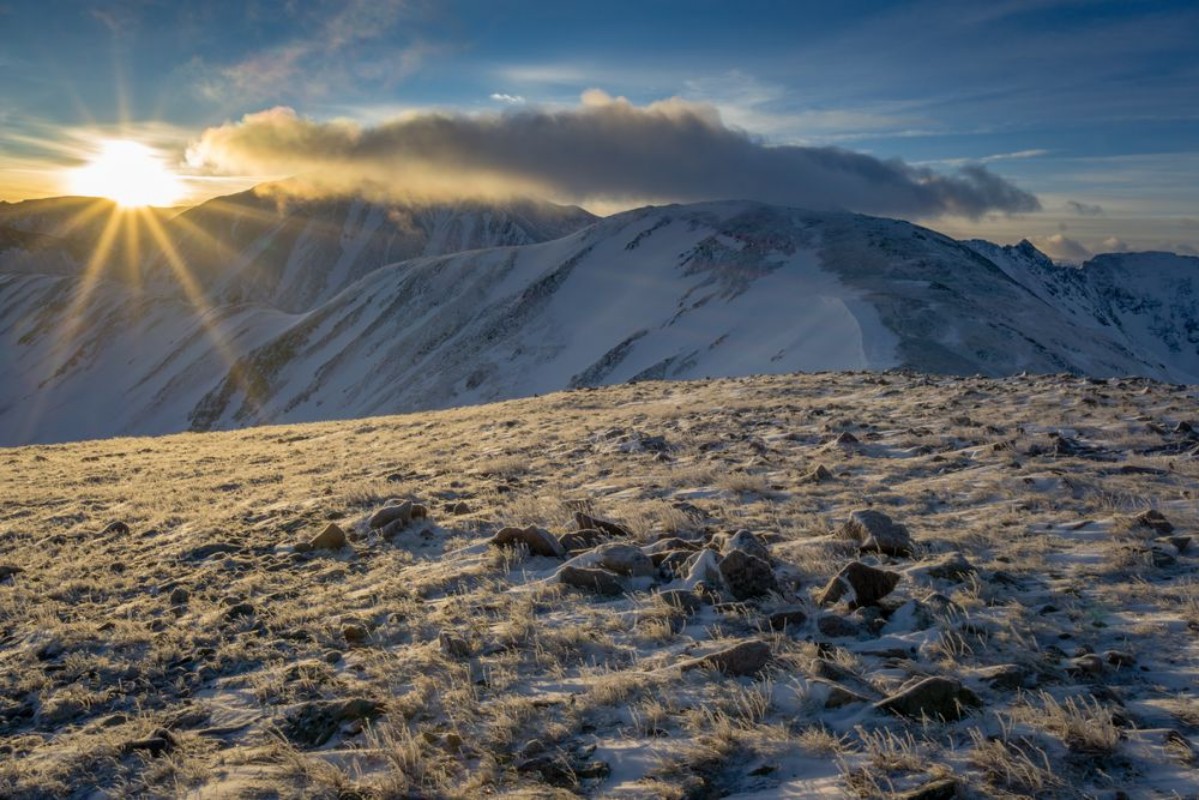 Afbeeldingen van Sunrise Above Loveland Pass