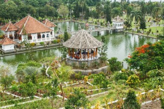 Bild på National Architecture in Asia palaces and statuesNational Architecture in Asia
