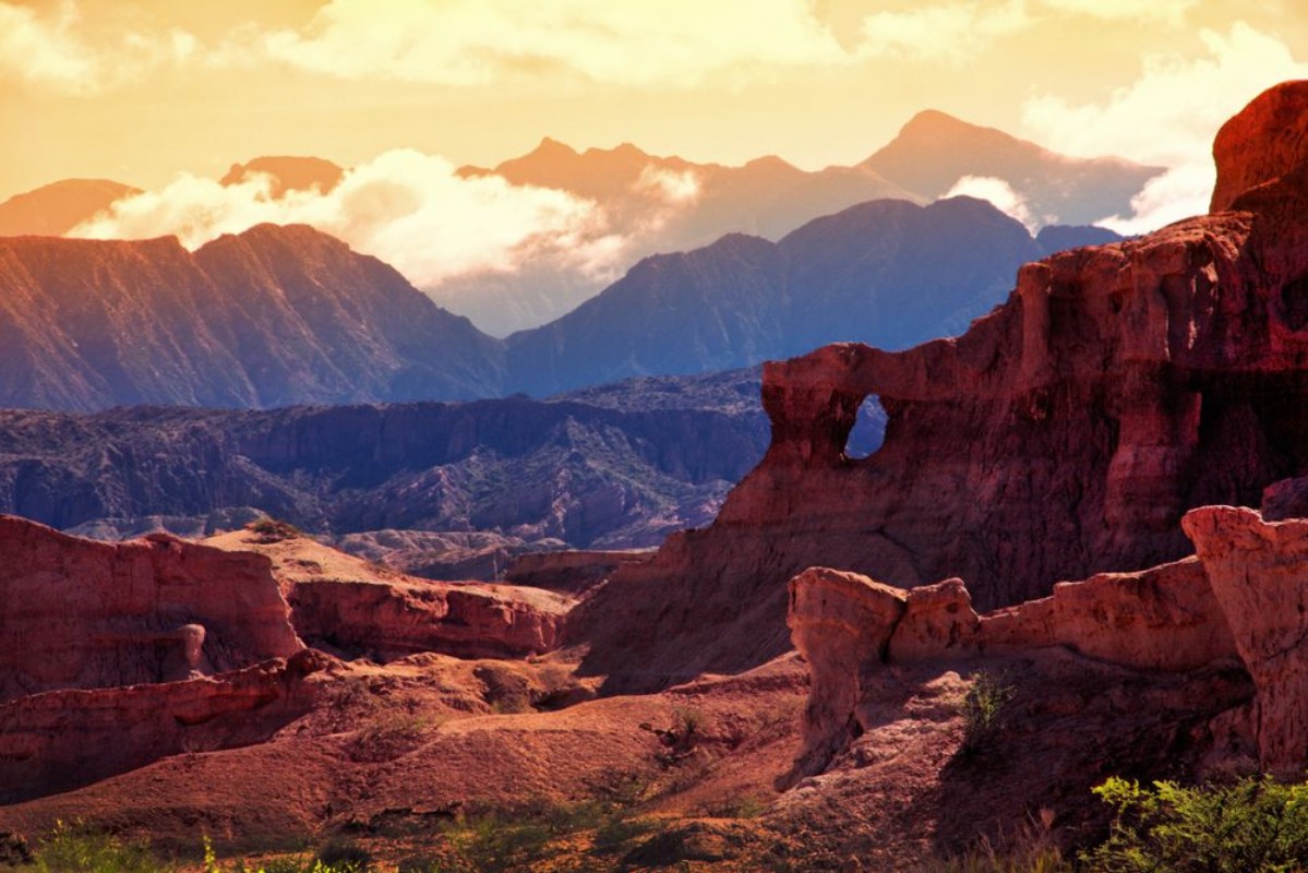 Afbeeldingen van Red Mountain in the vicinity of the town of Cafayate Province of Salta Argentina