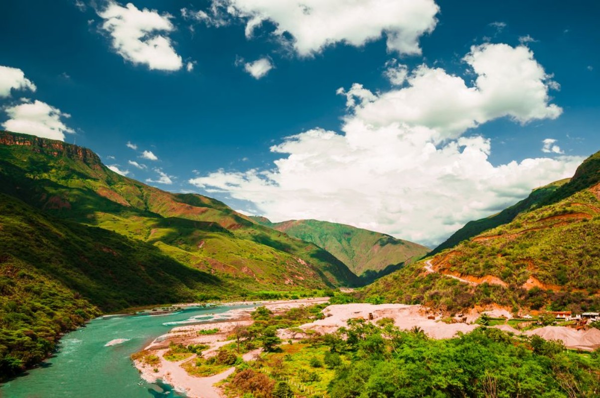 Afbeeldingen van View on gorge in Chicamocha national park in Colombia