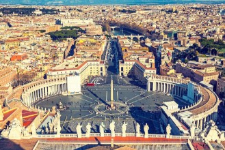 Image de Saint Peters Square in Vatican and aerial view of Rome