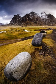 Image de Mountain winter landscape Lofoten Islands Norway