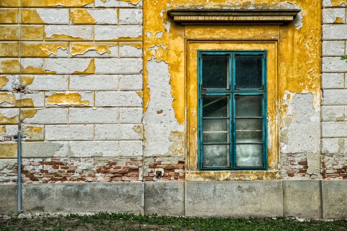 Image de Façade de bâtiment ancien avec fenêtre
