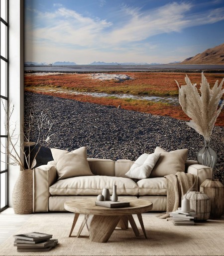 Afbeeldingen van Northern arctic landscape Coast of the ocean and mountains in the background are visible houses and ships Surroundings of Longyearbyen Svalbard archipelago Svalbard island Norway